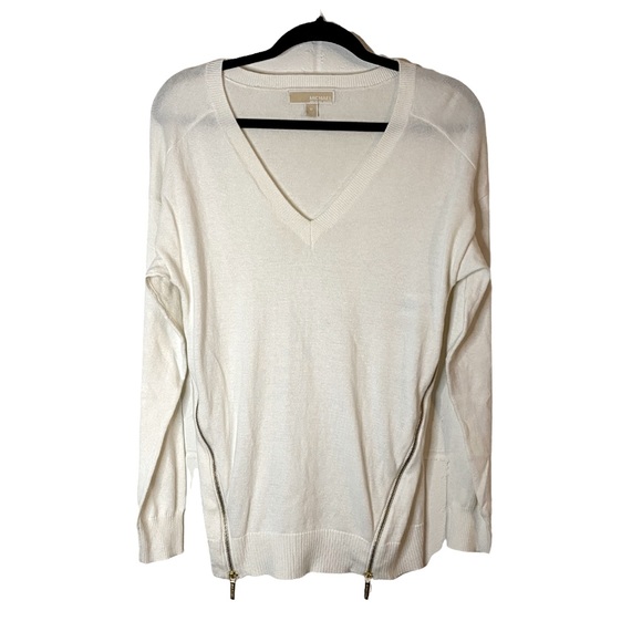 MICHAEL Michael Kors Sweaters - Michael Kors Off White Long Sleeve V-Neck Zipper Accent Sweater Size Med